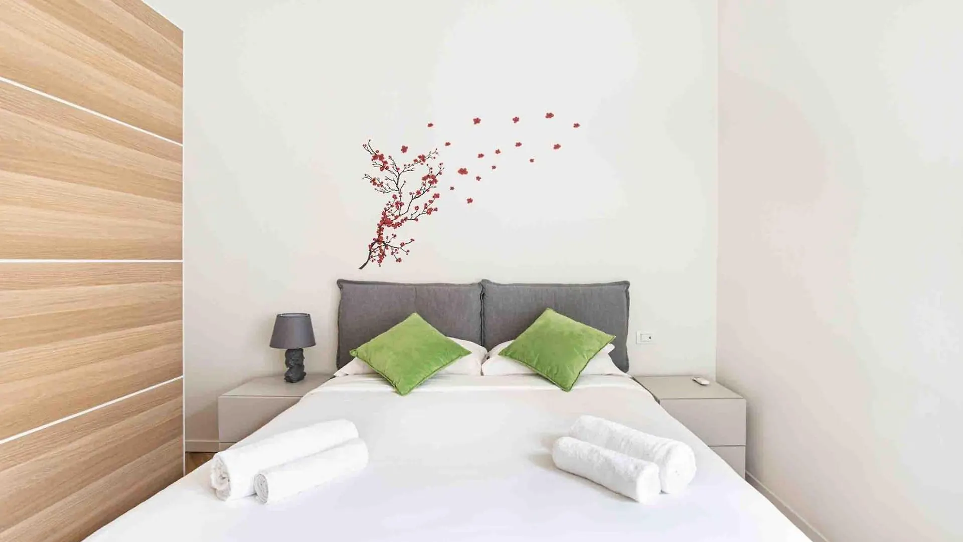 Cute And Central Duomo Apartment - Red Milánó